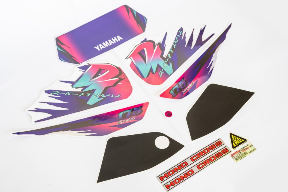 Yamaha DT 175 Holographic - Super Trail Japanese Writing Decal Kit 1985 - 2005 - Image 3